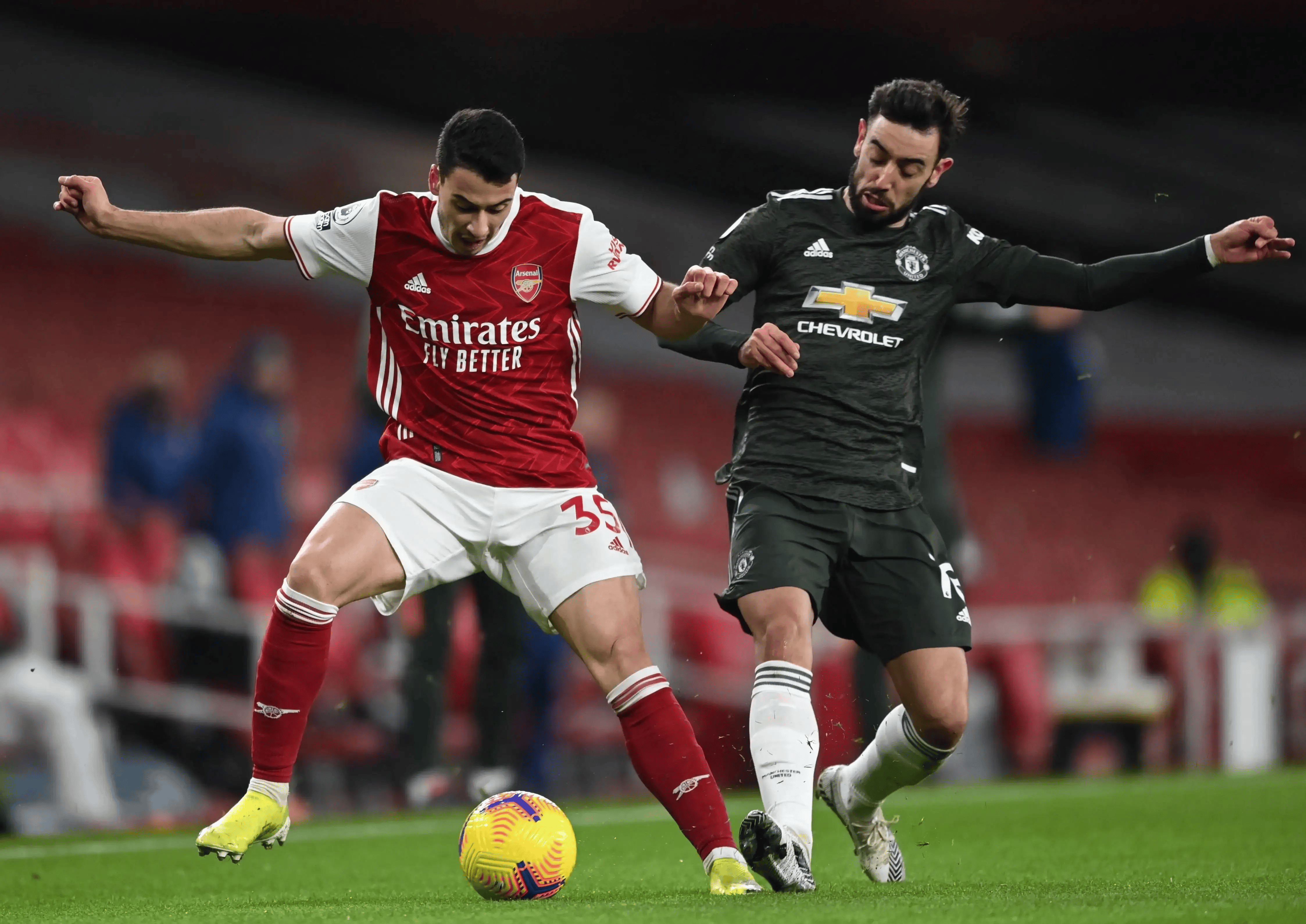 刚刚！塞维利亚今夜迎来里程碑阿森纳清晨防线松动，库里赛事官方发布失利新规的简单介绍