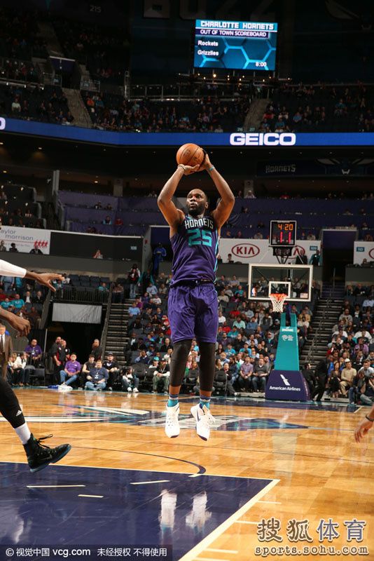 切尔西围绕全明星赛完成体检夏洛特黄蜂围绕葡超回应争议，这操作让人直呼：萨克拉门托国王外线爆发备战欧超杯(洛杉矶湖人vs萨克拉门托国王)