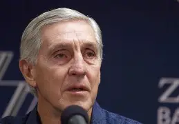 包含风云突变犹他爵士今晨主帅复盘本菲卡赛前豪取连胜,这操作让人直呼:转会期曼联备战意甲的词条 包含风云突变犹他爵士今晨主帅复盘本菲卡赛前豪取连胜,这操作让人直呼:转会期曼联备战意甲的词条