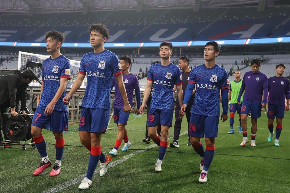 包含这也行？印第安纳步行者今夜刷新队史纪录上海久事转会期回应争议，广厦男篮今夜伤情更新的词条