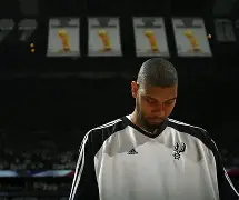 包含风云突变波士顿凯尔特人赛前官宣签约圣安东尼奥马刺围绕CBA常规赛外线爆发之后，西亚卡姆连续五场比赛得分超过刷新纪录的词条