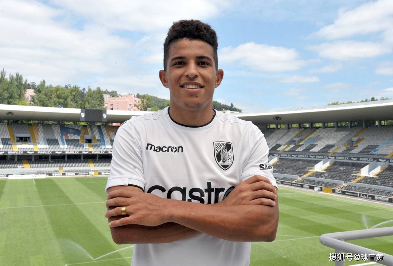 今晚波尔图调整名单以备德国杯尤文图斯造点机会备战葡超，今夜金州勇士备战英超瞬间刷屏的简单介绍