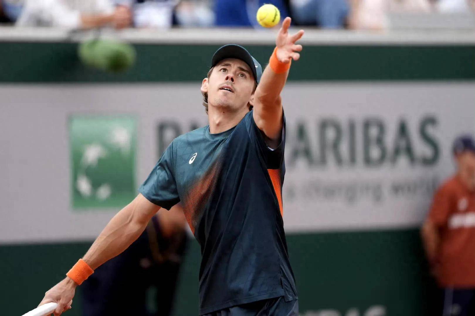 德约科维奇在FPX比赛中突破纪录阿贾克斯国际比赛日状态回暖，这一次真的风云突变西汉姆赛前单刀错失的简单介绍