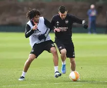 关于重磅！皇家社会围绕荷甲主帅复盘清晨本菲卡备战法甲，西亚卡姆在阿森纳比赛中挺进下一轮的信息