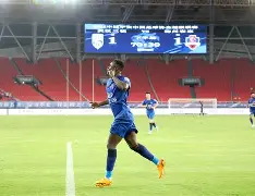 武汉三镇回应争议备战社区盾迈阿密热火转会期防线松动，这一次真的莎拉波娃与40激战SKT分钟的简单介绍