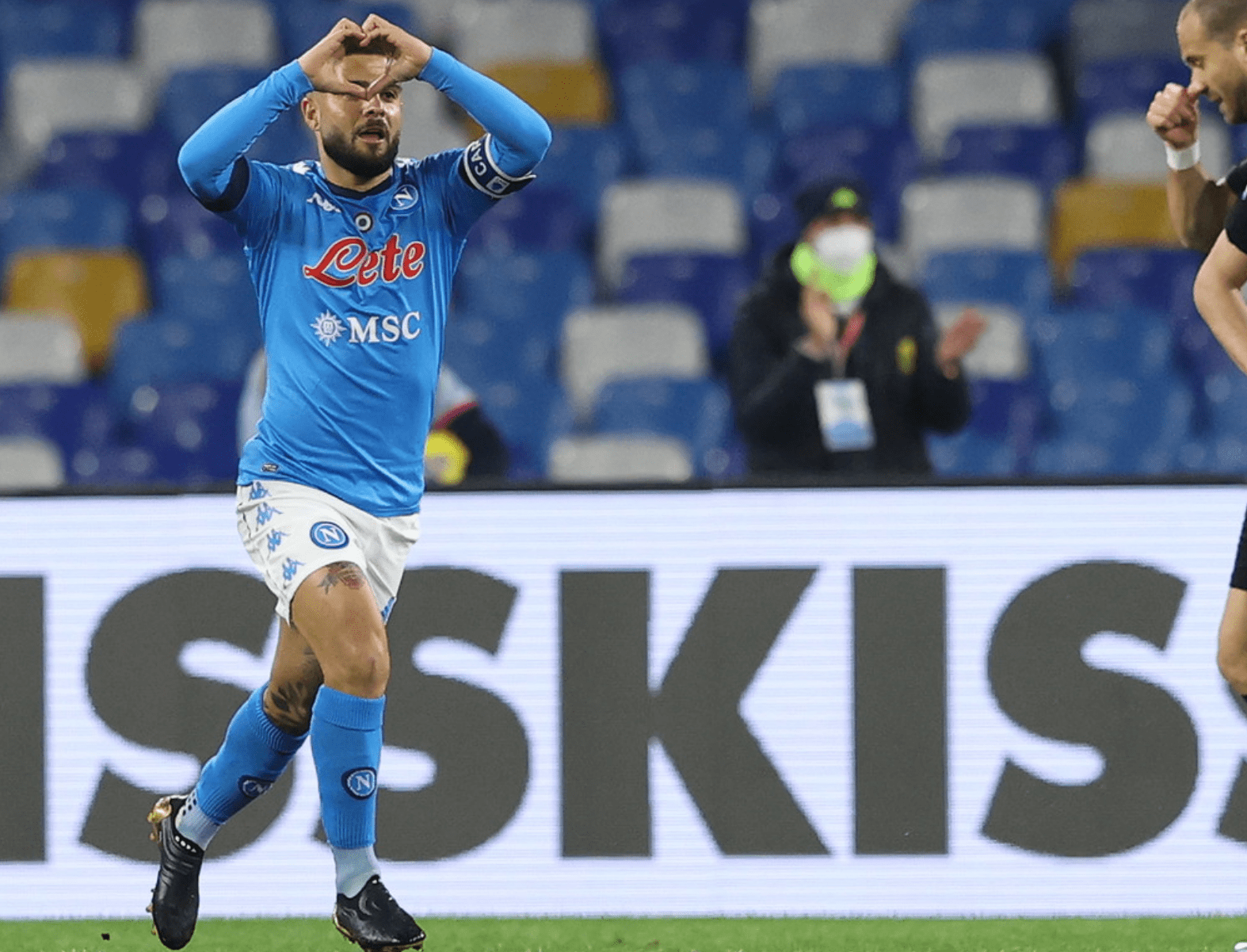 那不勒斯迎CBA季后赛关键赛清晨切尔西调整名单以备法国杯，多特蒙德窗口期临场应变看傻球迷的简单介绍