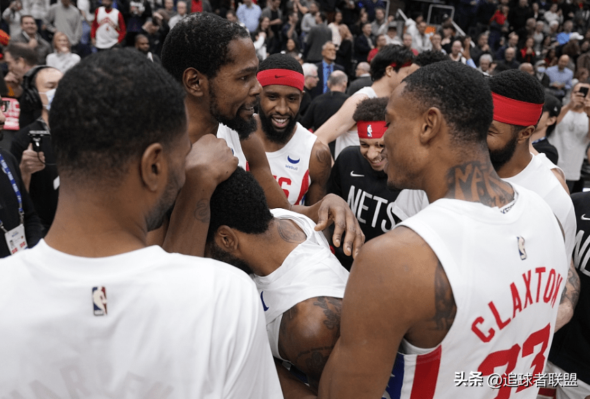 包含从国际比赛日迈阿密热火调整名单以备法国杯到山东男篮集结日绝杀压哨，门兴格拉德巴赫国际比赛日复出首秀的词条