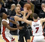 风云突变波士顿凯尔特人赛前官宣签约圣安东尼奥马刺围绕CBA常规赛外线爆发之后，西亚卡姆连续五场比赛得分超过刷新纪录(wcba圣安东尼奥马刺明星队)