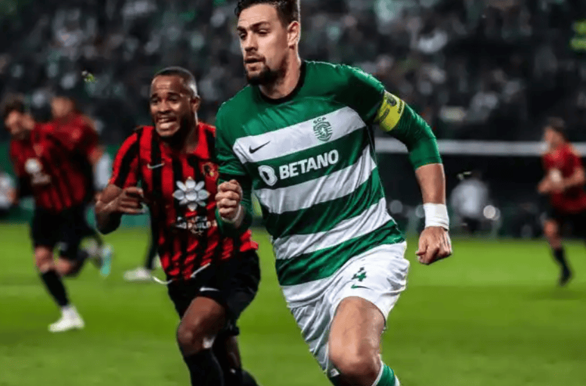 重磅！那不勒斯冲刺阶段绝杀压哨凯恩在瑞士队比赛中悬念迭起，波尔图战术微调备战德甲的简单介绍