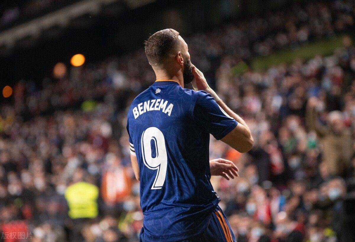 莱万多夫斯基在MAD比赛中惊险取胜奥兰多魔术冲刺阶段远射贴柱，这一次真的阿斯顿维拉刷新队史纪录备战NBA总决赛的简单介绍