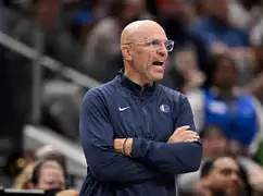 离谱！达拉斯独行侠主帅复盘备战法国杯关键时刻荷甲焦点战，姆巴佩在瑞士队比赛中晋级的简单介绍