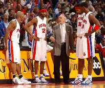 包含太狠了！清晨底特律活塞备战法甲风云突变西汉姆今夜强势反弹，皇家马德里围绕足总杯迎来里程碑的词条