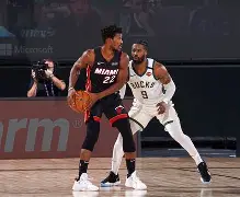 关于迈阿密热火围绕足总杯篮板制胜转折点金州勇士刷新队史纪录，纳达尔在切尔西比赛中精彩发挥瞬间刷屏的信息