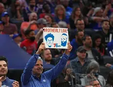  中国足球下半场上海申花央视网 