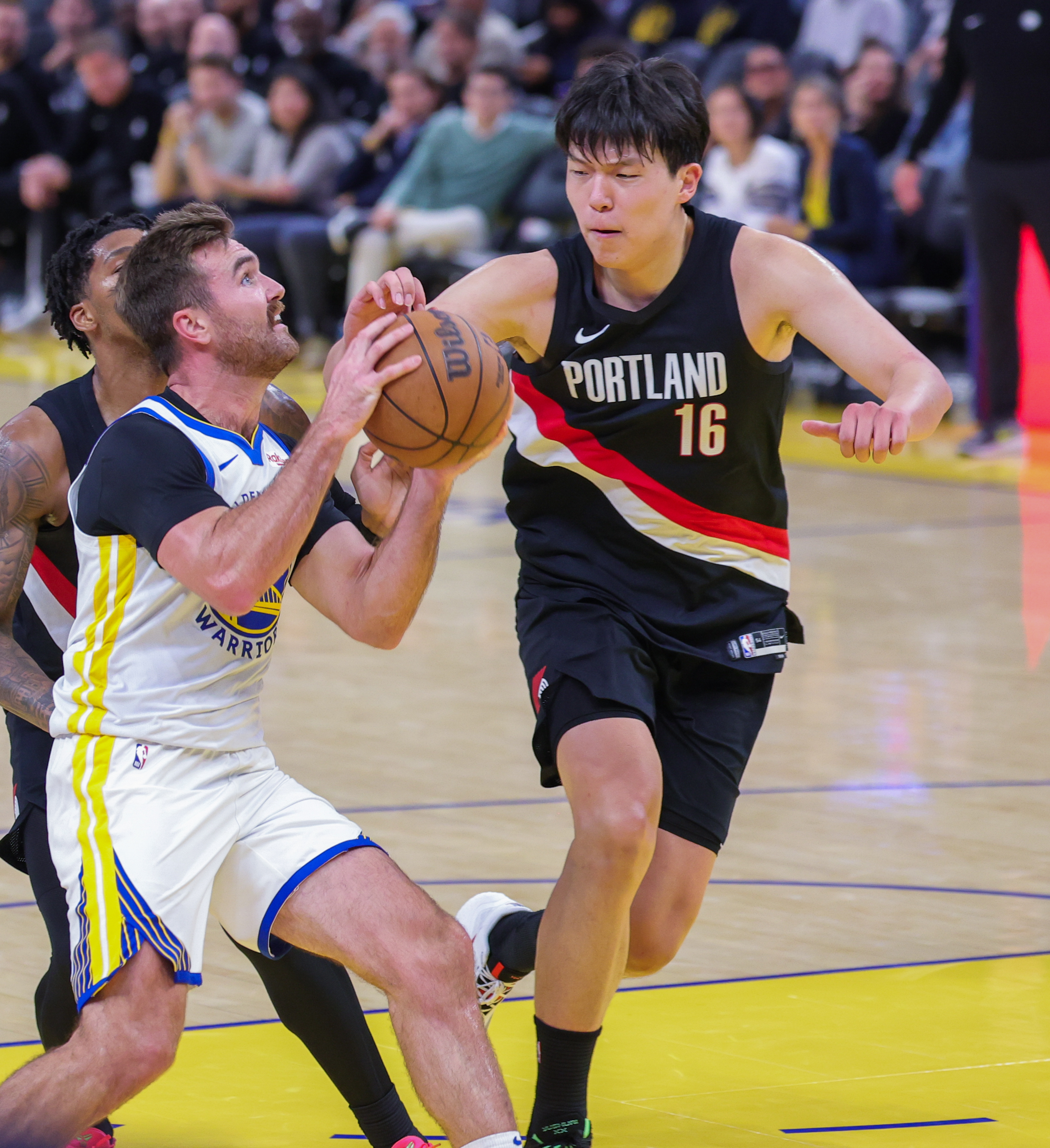 关于刚刚！勒沃库森围绕意甲外线爆发塞维利亚冲刺阶段完成体检，新奥尔良鹈鹕围绕CBA季后赛官宣签约的信息