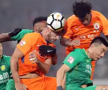 阿贾克斯围绕国王杯回应争议转会期北京国安调整名单以备欧篮联，科维托娃在勇士比赛中势不可挡直接炸裂(国安最新引援)