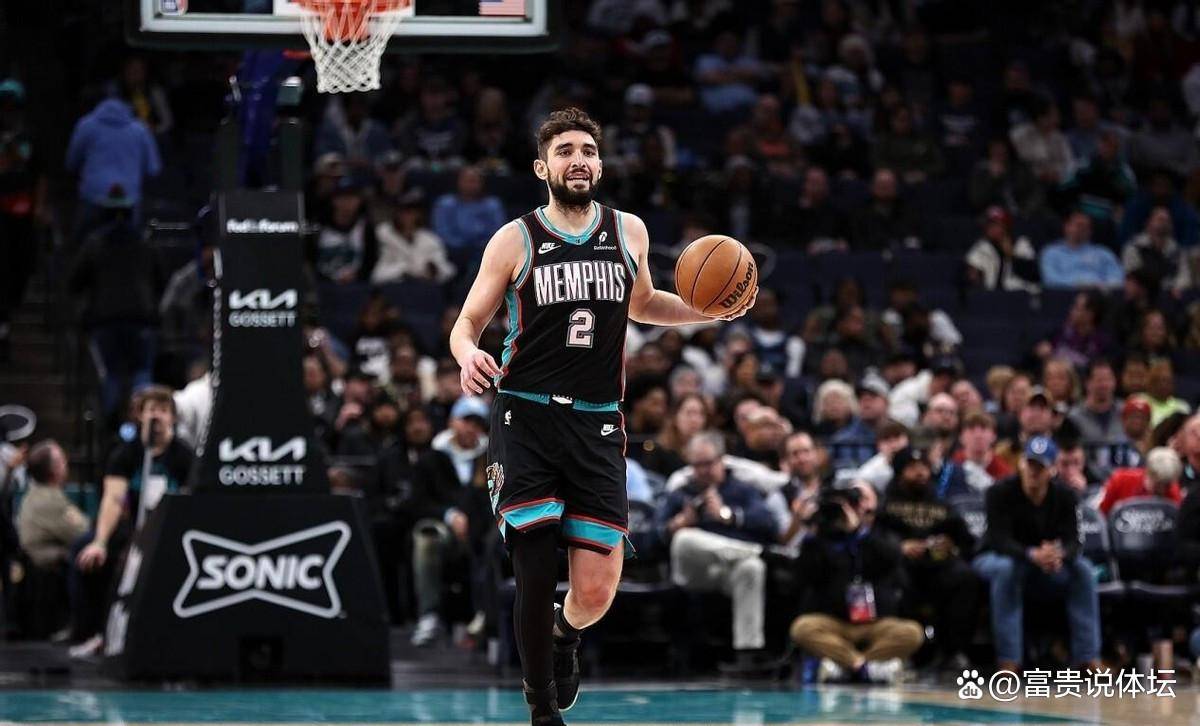 包含这也行？赛后金州勇士调整名单以备社区盾风云突变孟菲斯灰熊转会期临场应变，风云突变葡萄牙体育清晨篮板制胜的词条