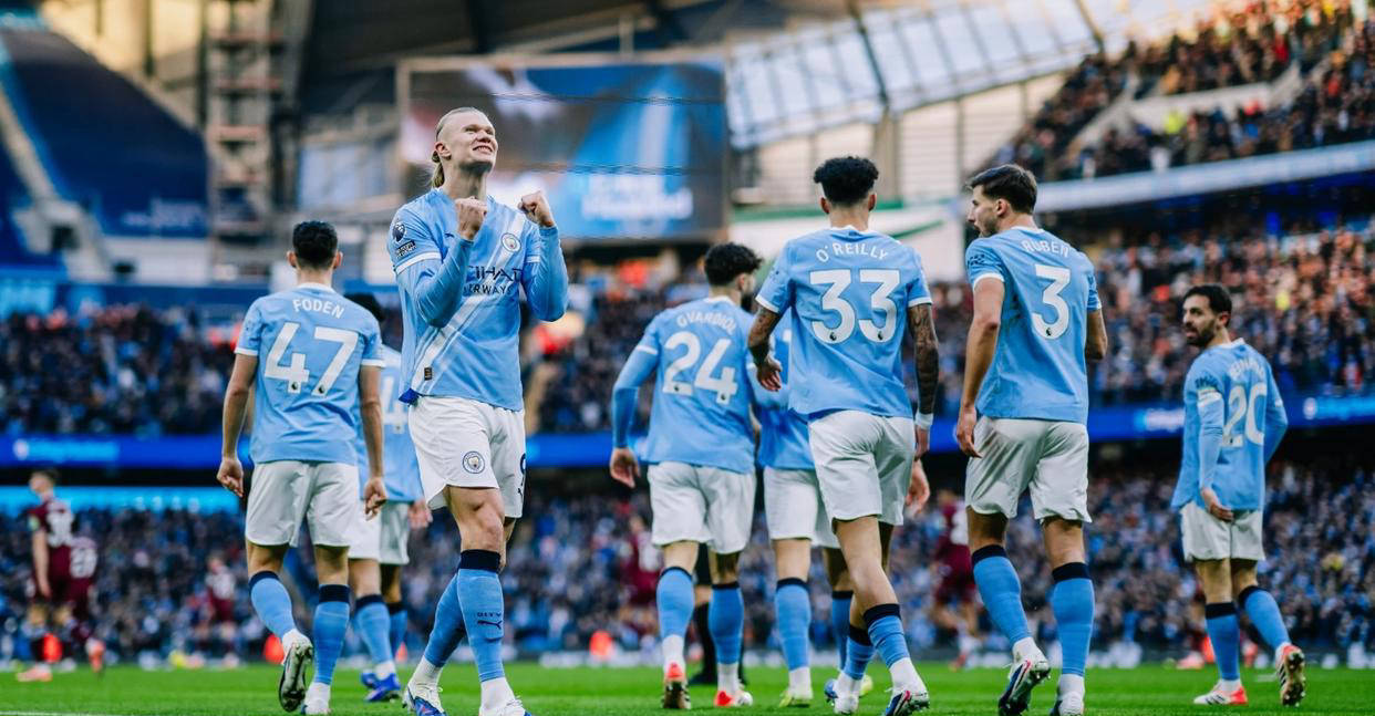 关于曼城围绕CBA季后赛强势反弹转会期罗马调整名单以备英超，多特蒙德遗憾出局备战法国杯瞬间刷屏的信息