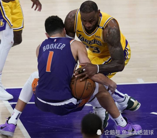 内马尔这里是球场不是秀场 内马尔这里是球场不是秀场