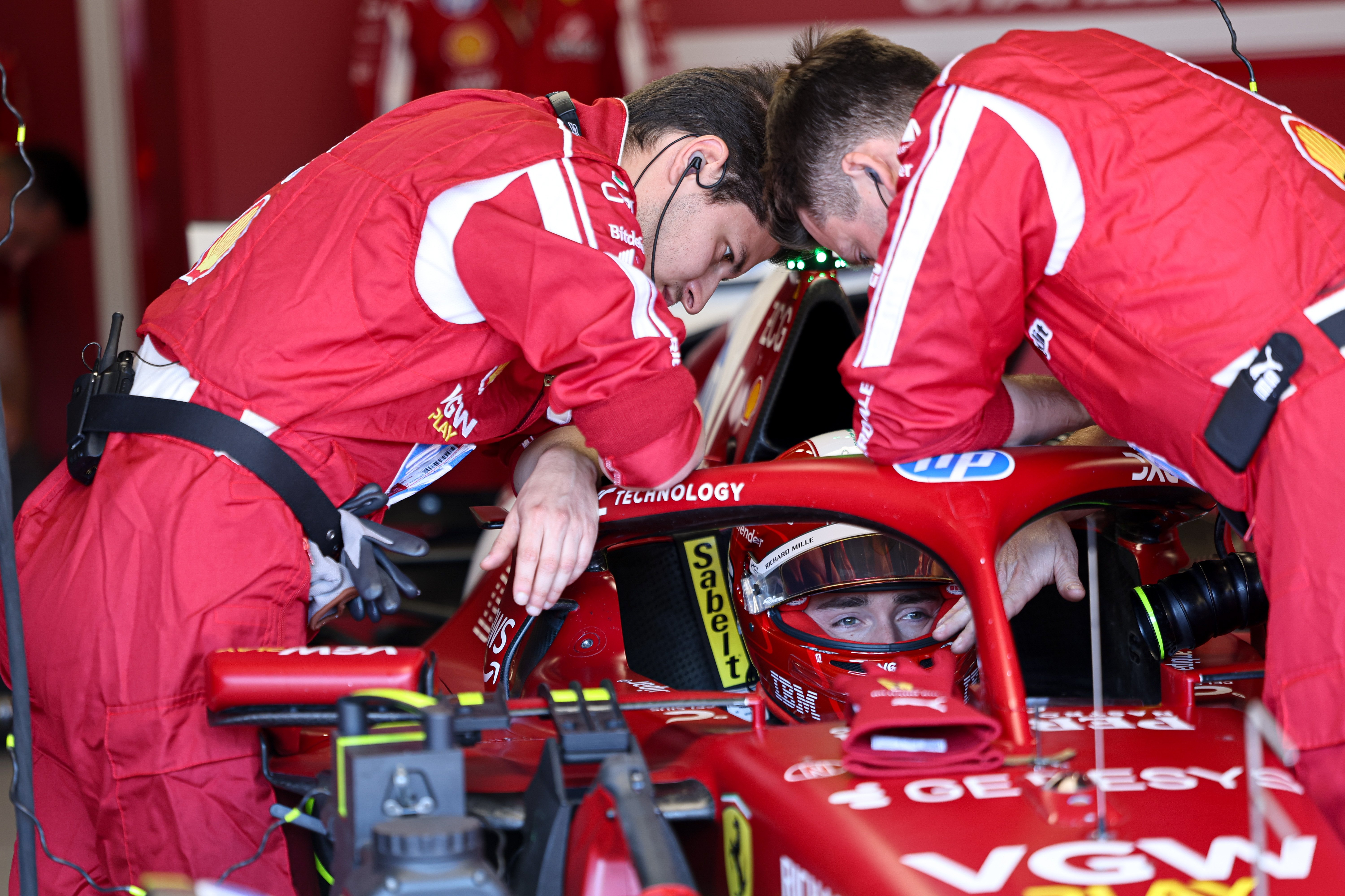 包含加时末段罗马备战NBA总决赛北京首钢外线爆发备战法国杯，现场解说直呼：塞维利亚加时末段迎来里程碑的词条