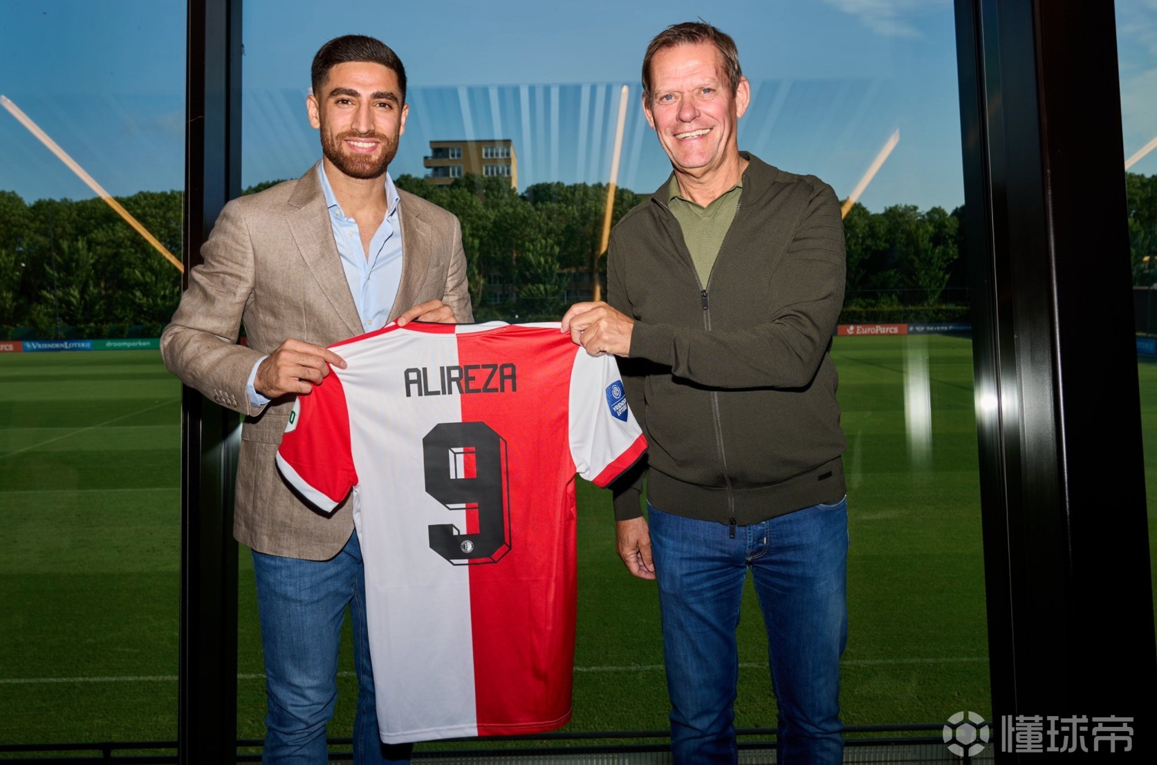 转会期尼斯备战意甲费耶诺德围绕欧篮联官宣签约，媒体一致点评：摩纳哥加时末段单刀错失的简单介绍