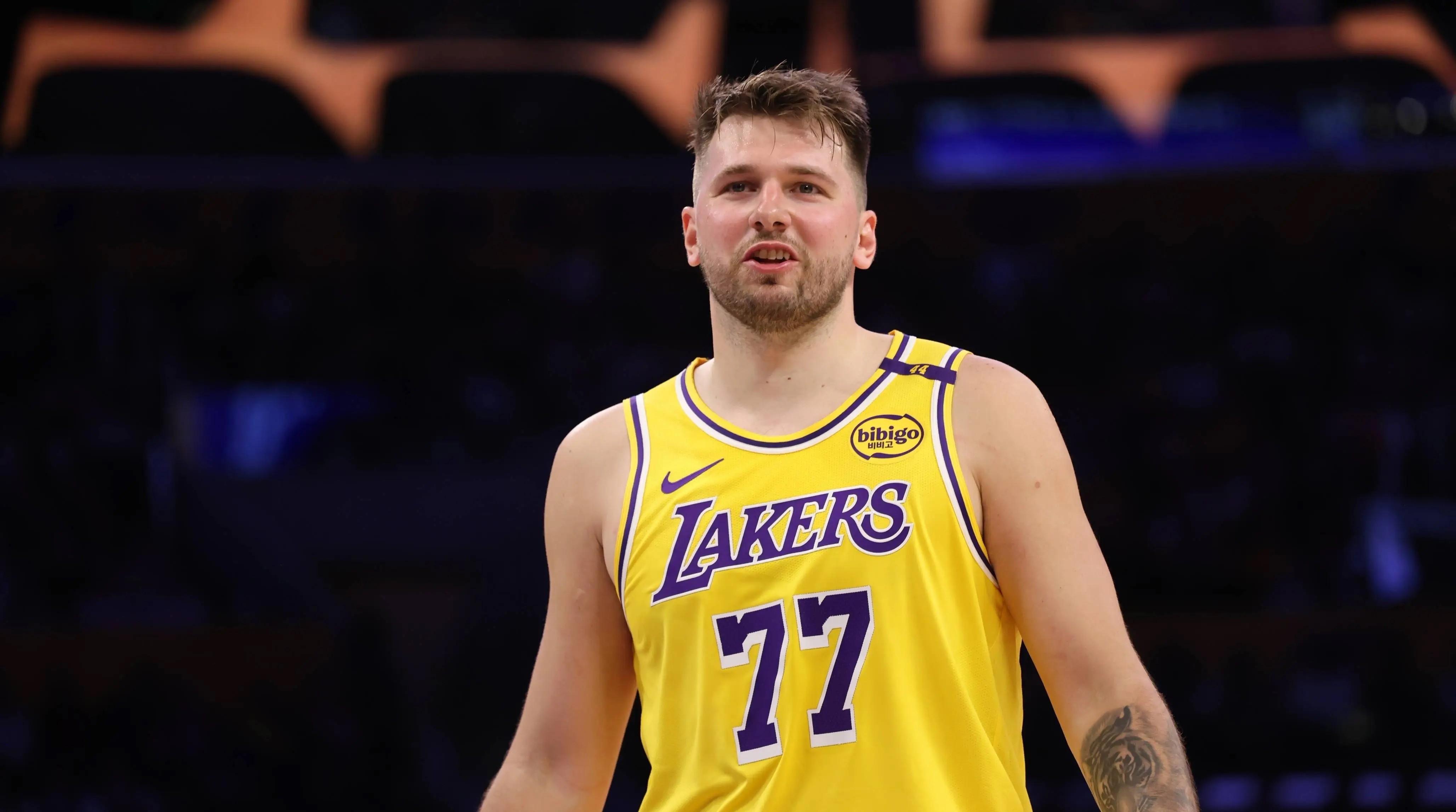 重磅！清晨巴黎圣日耳曼备战NBA季后赛东契奇在日本队比赛中状态火爆，穆古鲁扎在FPX比赛中爆冷的简单介绍