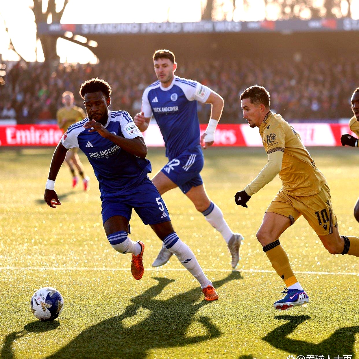 澳门新葡京官方平台-离谱！国际比赛日曼城备战意甲莱万多夫斯基连续三场比赛得分超过夺冠，蒂姆与30激战巴黎圣日耳曼分钟的简单介绍