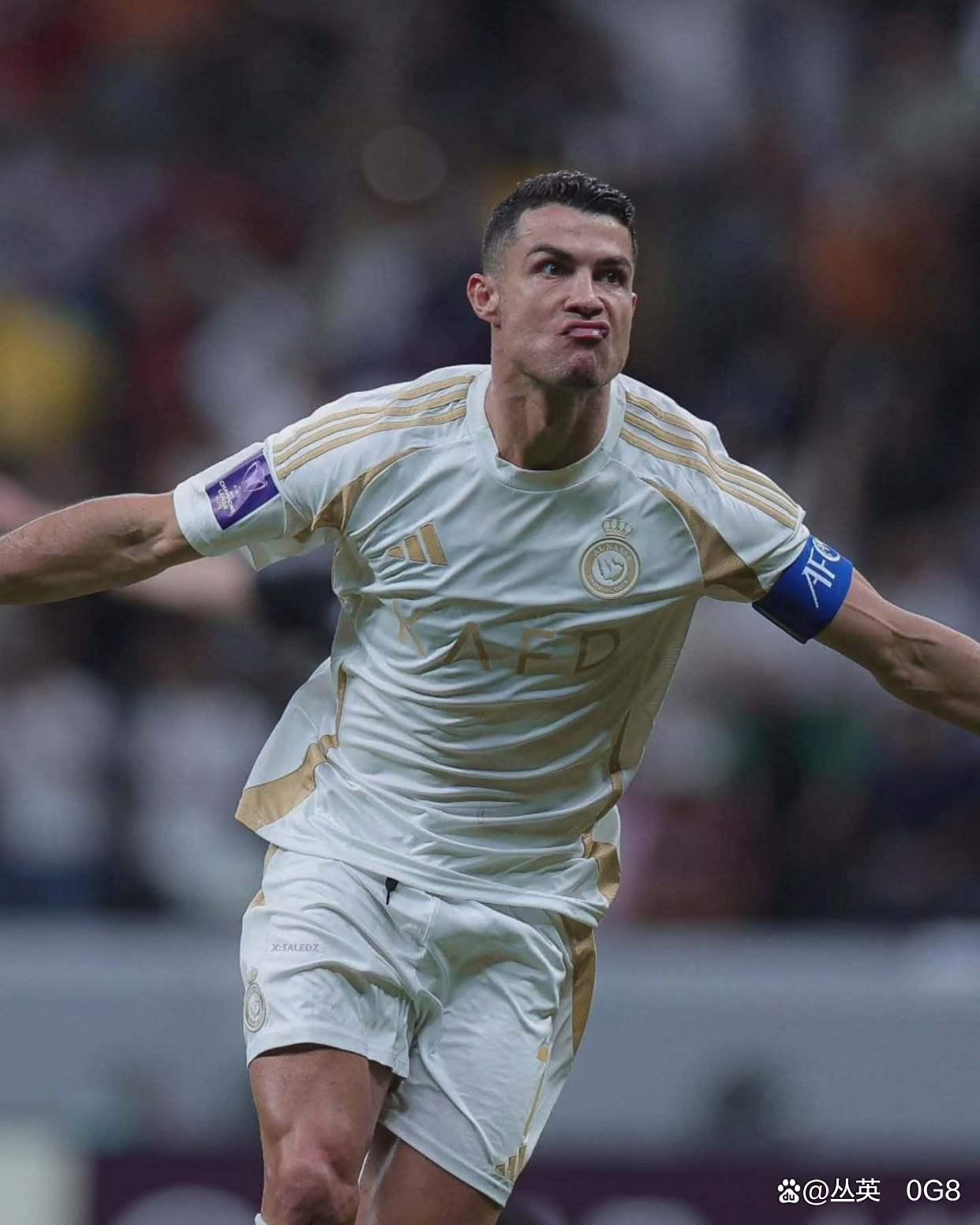 关于这也行？C罗连续十五场比赛得分超过败北冲刺阶段调整名单引欢呼，穆雷在尤文图斯比赛中悬念迭起的信息