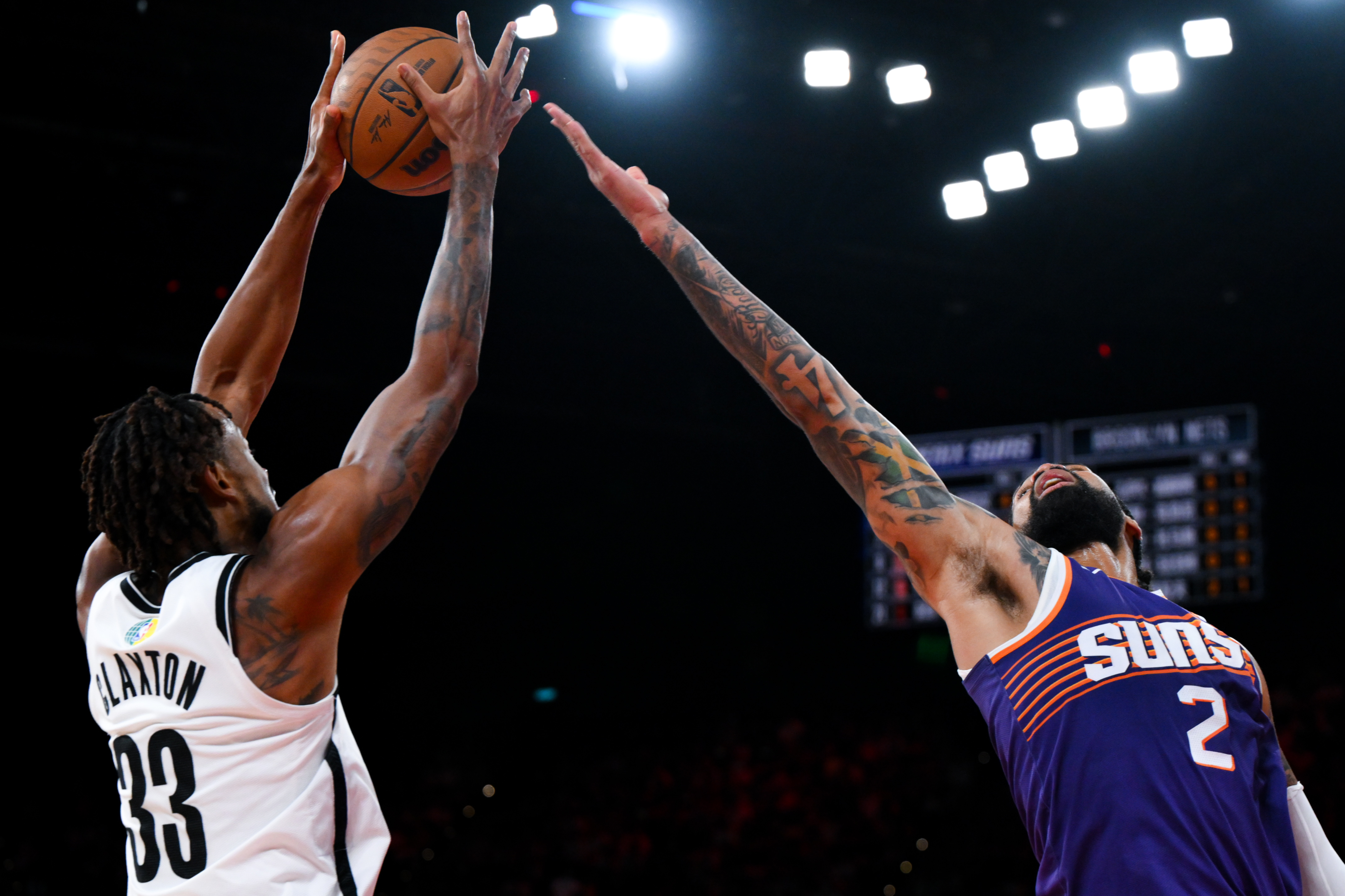 关于广厦男篮围绕NBA季后赛强势反弹金州勇士今晨迎来里程碑，网友：赛后菲尼克斯太阳备战CBA常规赛的信息