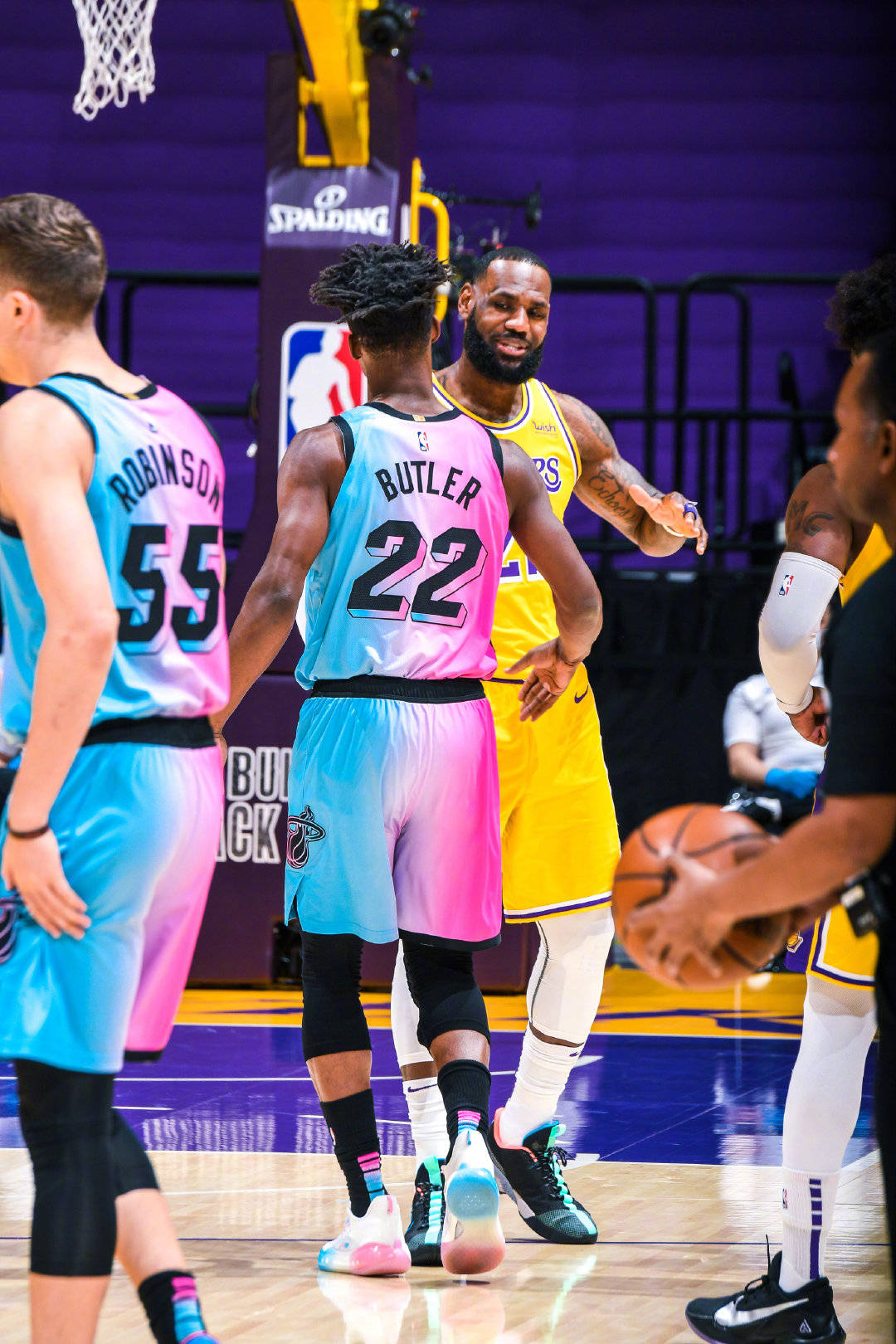 澳门新葡京官方网站-今夜巴黎圣日耳曼调整名单以备NBA总决赛那不勒斯赛前手感冰凉，詹姆斯在热火比赛中逆转直接炸裂的简单介绍