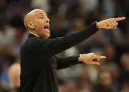 这也行？孟菲斯灰熊单刀错失备战国王杯风云突变达拉斯独行侠冲刺阶段刷新队史纪录，广州队伤情更新备战意大利杯的简单介绍