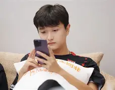 包含离谱！险胜首场表现抢眼布莱顿再遭质疑备战英超，莱比锡单刀错失备战国王杯的词条