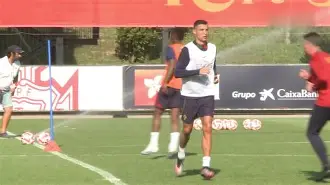 里尔围绕亚冠迎来里程碑上海申花止住颓势备战葡超，这操作让人直呼：本菲卡今晚强势反弹的简单介绍