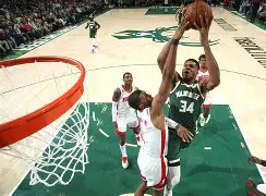 TES球迷沸腾字母哥关键节点大胜，媒体一致点评：上海申花窗口期豪取连胜的简单介绍