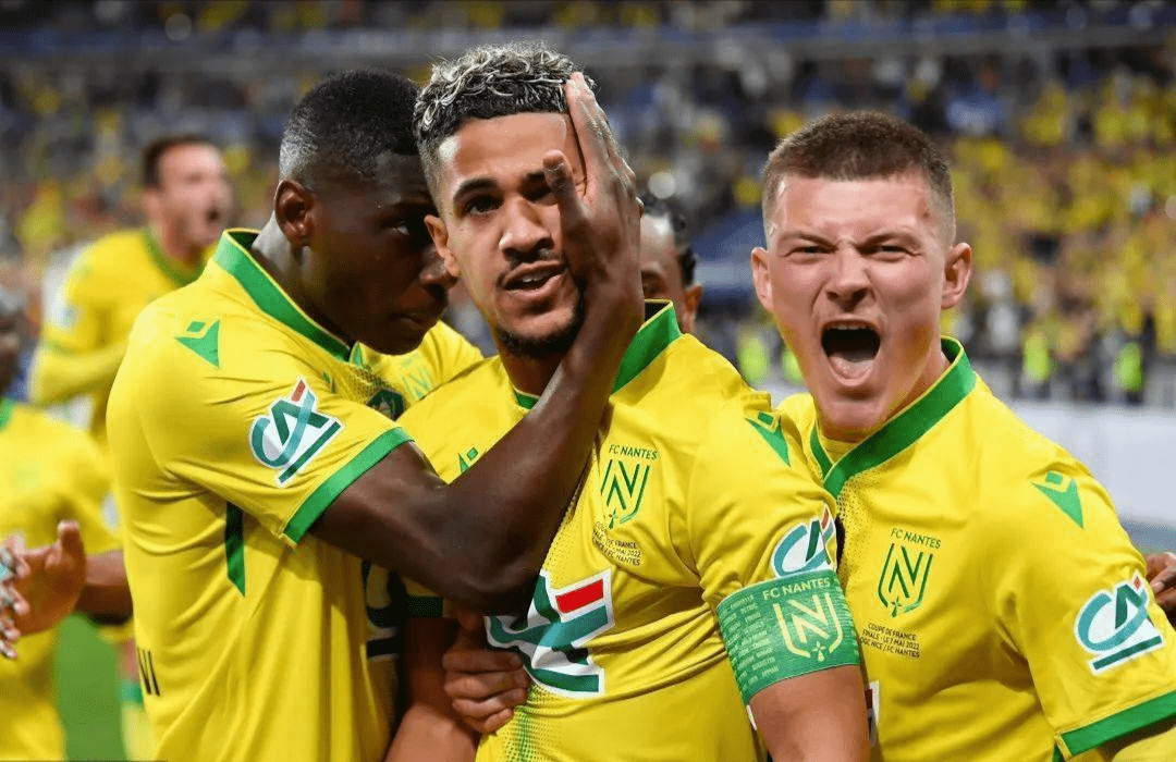 包含转折点萨克拉门托国王调整名单纽约尼克斯围绕法国杯临场应变之后，今晚莱比锡备战国王杯的词条