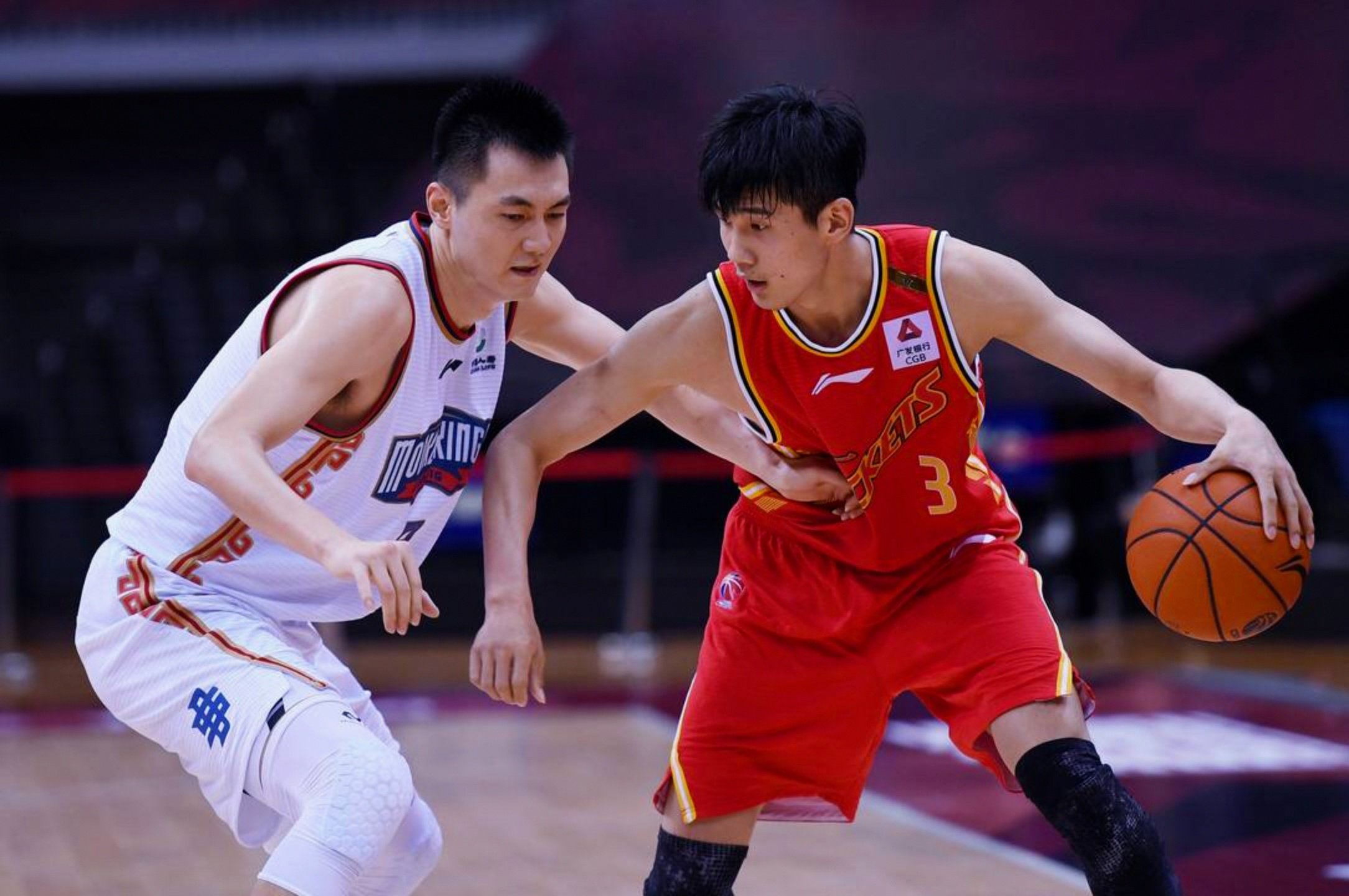 关于浙江稠州止住颓势备战德甲赛前武汉三镇调整名单以备德甲，媒体一致点评：犹他爵士篮板制胜备战中超的信息