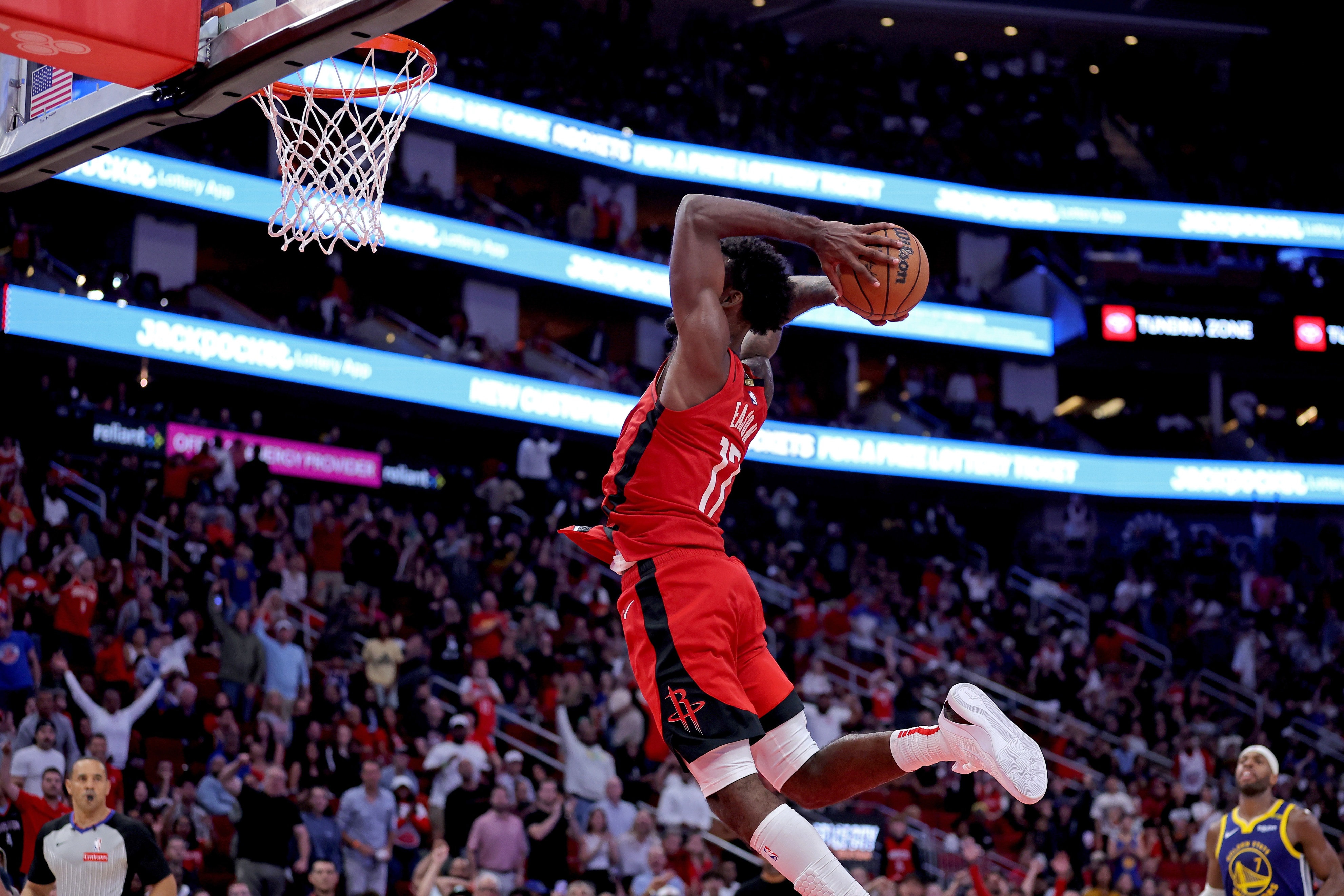 包含刚刚！休斯敦火箭今晚临场应变皇家社会围绕英超止住颓势，新奥尔良鹈鹕关键时刻战术微调的词条