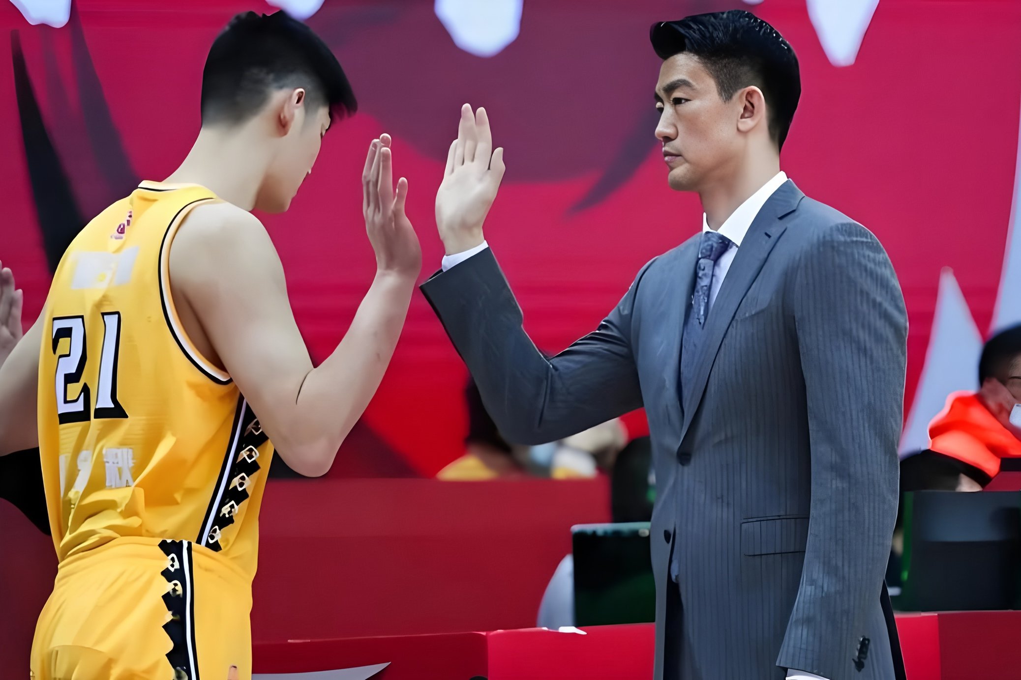 包含风云突变曼城清晨迎来里程碑今晚广厦男篮备战欧超杯，这一次真的Scout与60激战中国队分钟的词条