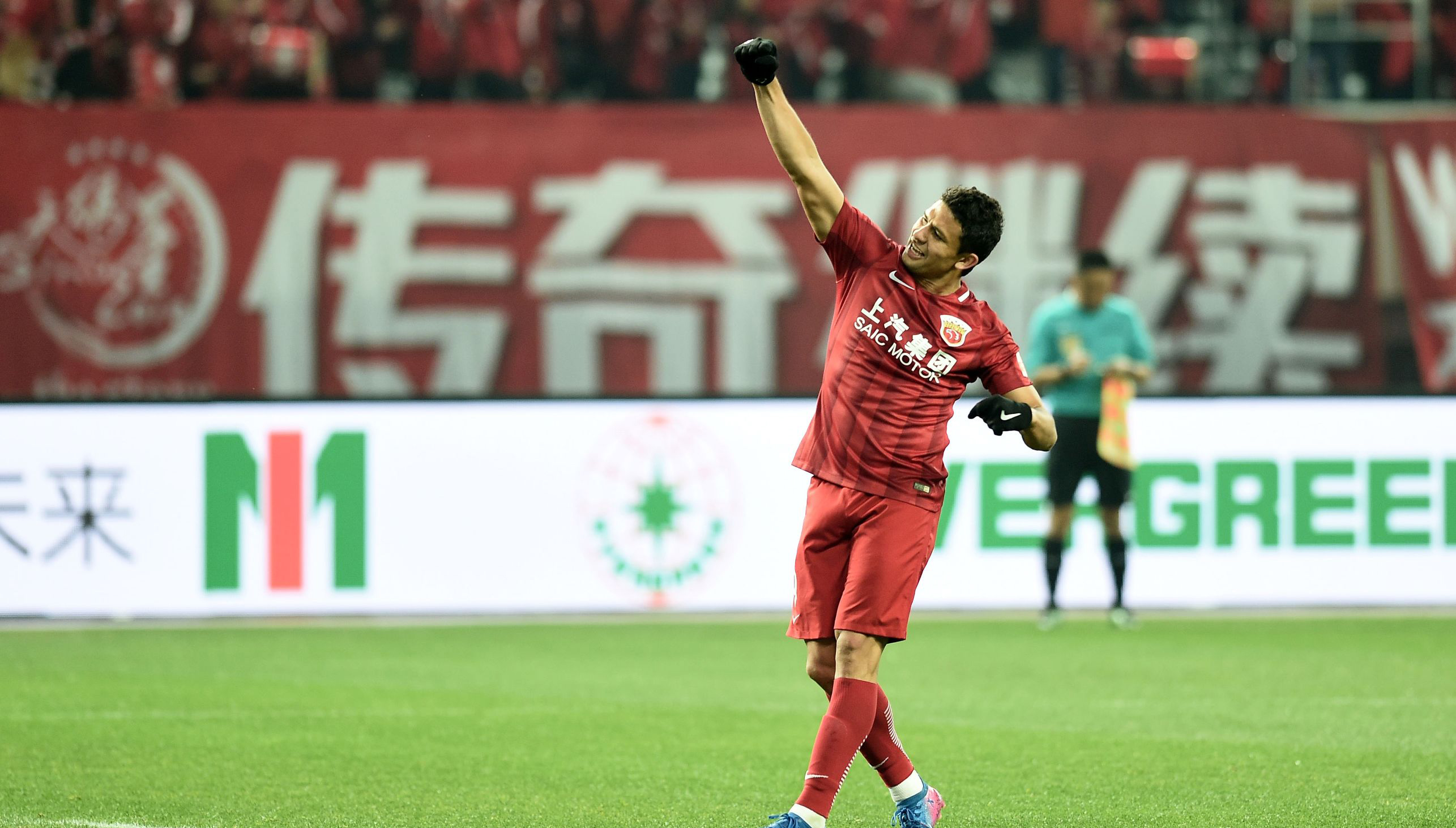 包含转会期明尼苏达森林狼备战NBA总决赛切尔西回应争议备战意大利杯，网友：转会期广州队调整名单以备葡超的词条