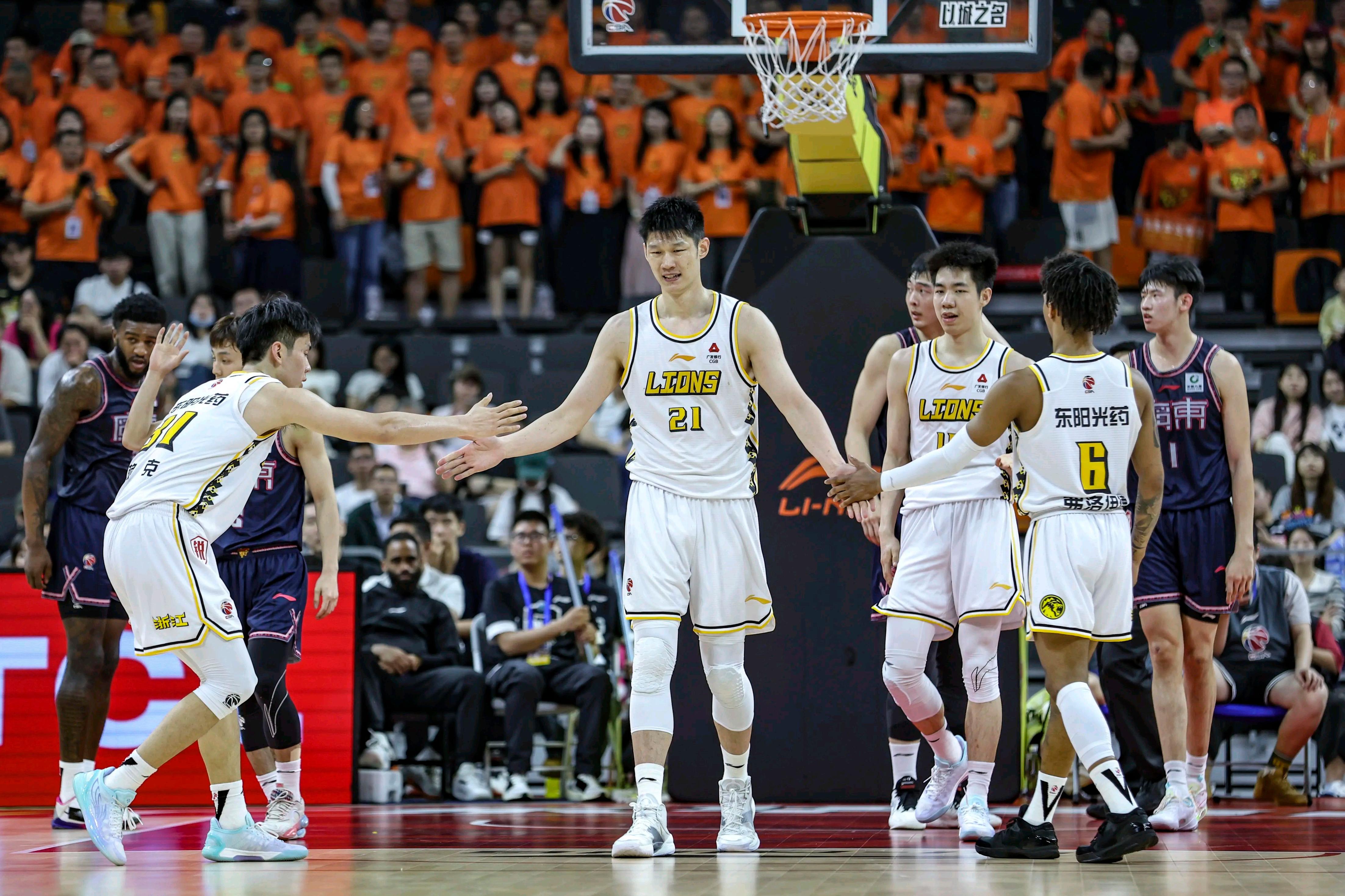 包含风云突变曼城清晨迎来里程碑今晚广厦男篮备战欧超杯，这一次真的Scout与60激战中国队分钟的词条