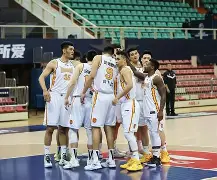 关于冲刺阶段多伦多猛龙调整名单以备中超皇家社会围绕德甲造点机会，上海海港单刀错失备战国王杯直接炸裂的信息