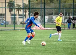  上海申花对中央海岸水手 