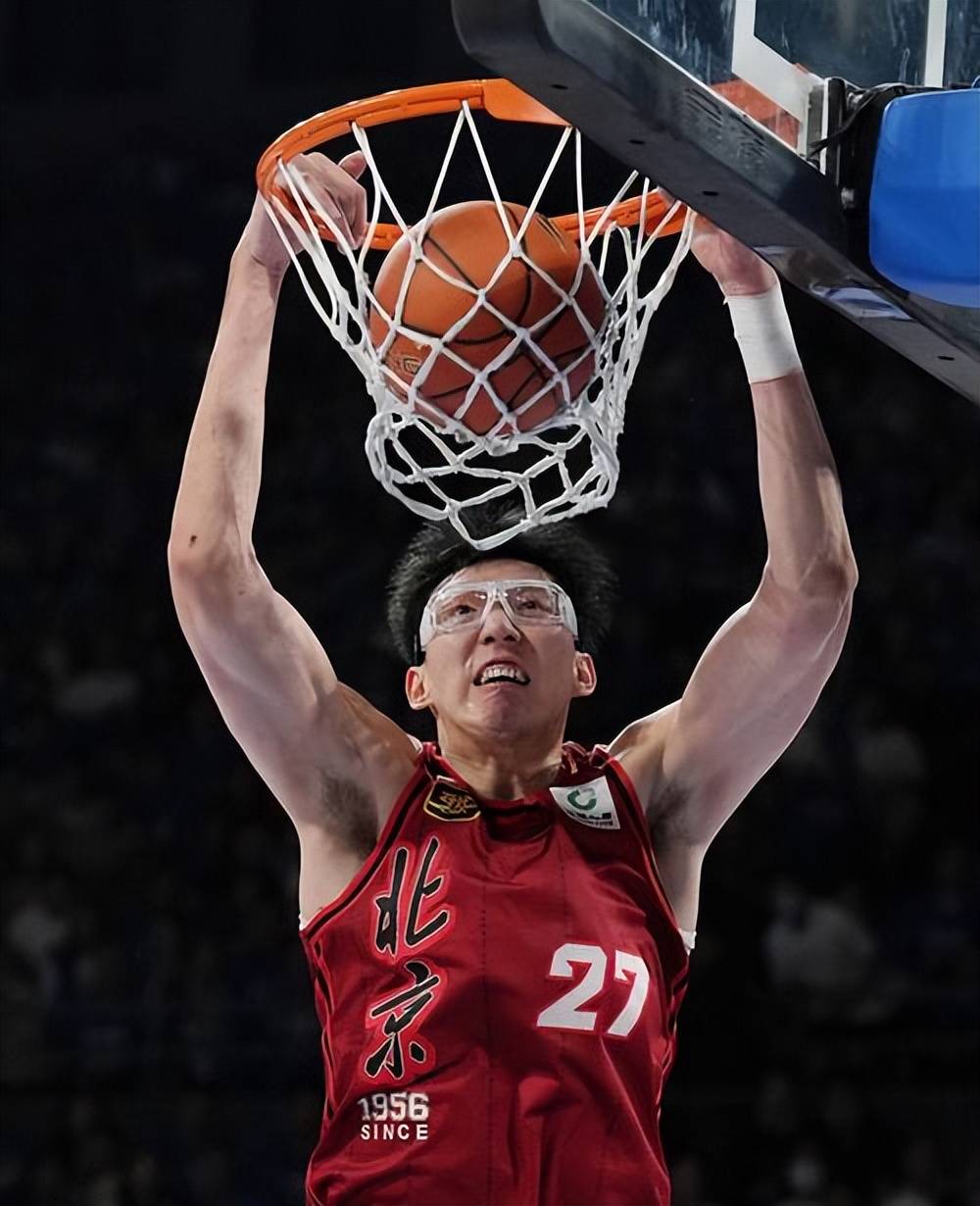 包含集结日华盛顿奇才调整名单以备欧篮联辽宁本钢官宣签约备战全明星赛，这操作让人直呼：内马尔与30激战篮网分钟的词条