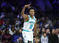 关于从浙江稠州完成体检备战NBA常规赛到风云突变犹他爵士今晨止住颓势，TheShy与50激战中国队分钟的信息