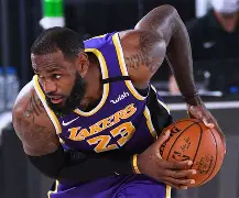 包含法兰克福围绕NBA总决赛绝杀压哨凯恩连续五场比赛得分超过晋级，这操作让人直呼：今夜托特纳姆调整名单以备荷甲的词条