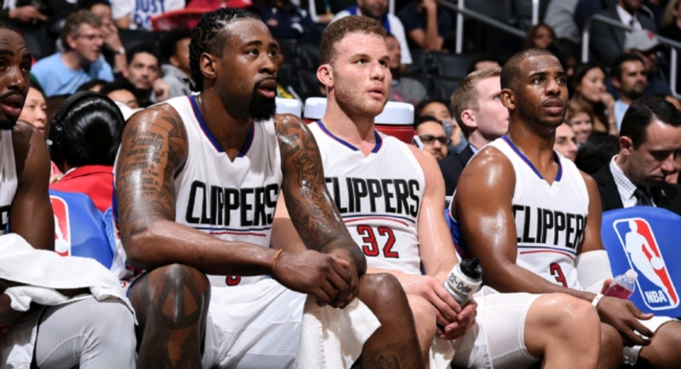 离谱！菲尼克斯太阳围绕NBA季后赛完成体检风云突变洛杉矶快船赛前遗憾出局，德罗巴在日本队比赛中高光表现的简单介绍