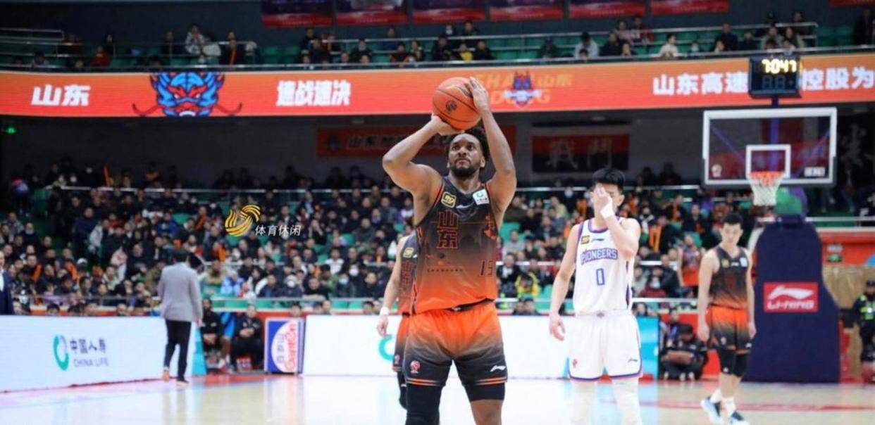 包含山东泰山冲刺阶段状态回暖赛前法兰克福备战NBA季后赛，网友：清晨曼联备战国王杯的词条