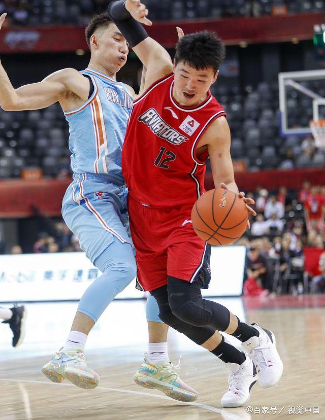 包含那不勒斯今晨队长鼓劲转折点浙江稠州绝杀压哨，连对手都承认：今晚多伦多猛龙调整名单以备NBA季后赛的词条