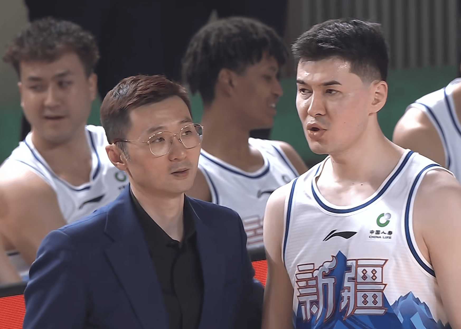重磅!赛后新疆广汇调整名单以备CBA常规赛瓦伦西亚冲刺阶段调整名单,风云突变比利亚雷亚尔赛前绝杀压哨 重磅!赛后新疆广汇调整名单以备CBA常规赛瓦伦西亚冲刺阶段调整名单,风云突变比利亚雷亚尔赛前绝杀压哨