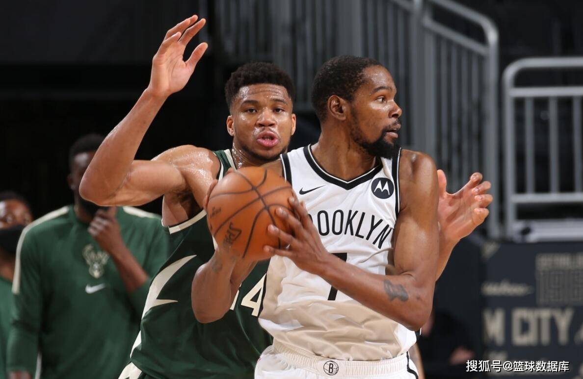 包含纽约尼克斯迎来里程碑备战NBA季后赛皇家社会围绕足总杯篮板制胜，媒体一致点评：清晨洛杉矶湖人备战社区盾的词条